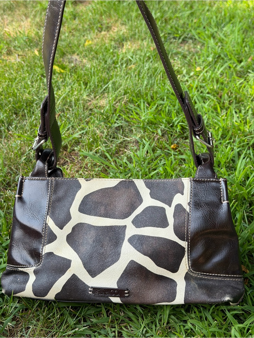 Nine & Co. Brown and Cream Giraffe-Print Shoulder Bag